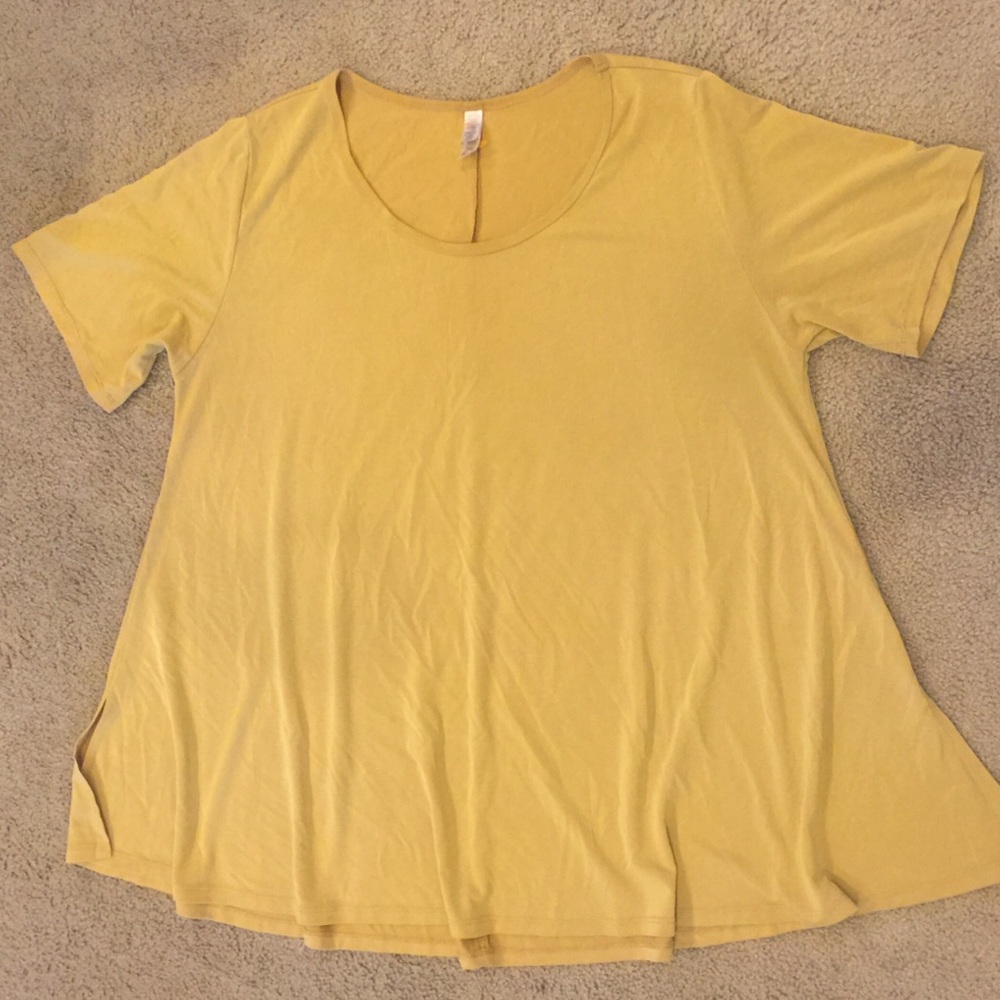 Perfect Tee lularoe shirt